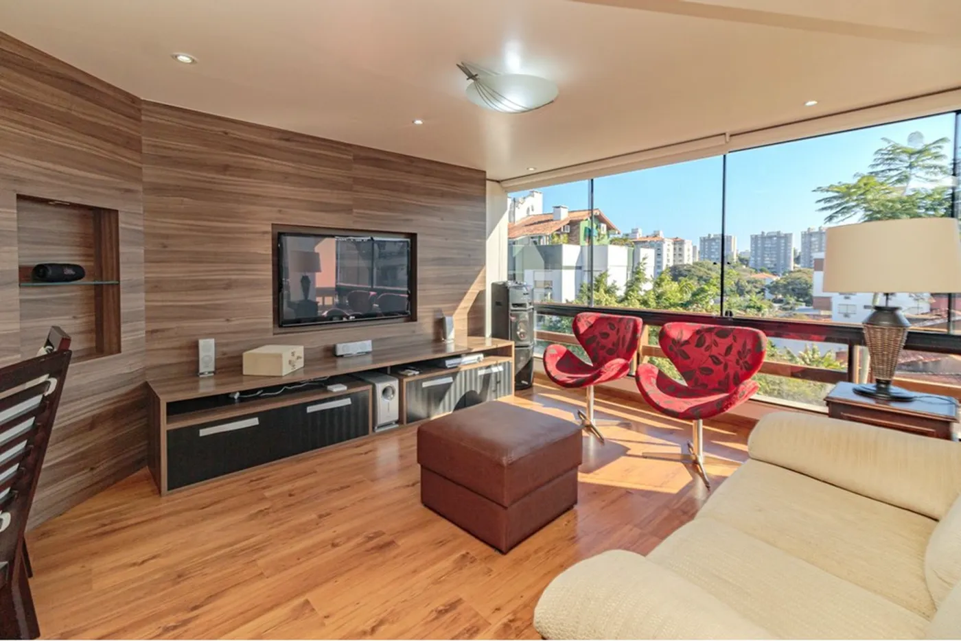 JLM 483 Apto 612491040-8 - REMAX Trend Exclusividades
