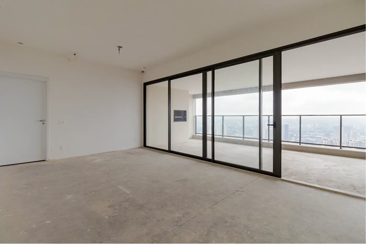 PC 300 Apto 601081056-36 - REMAX Lepex Exclusividades
