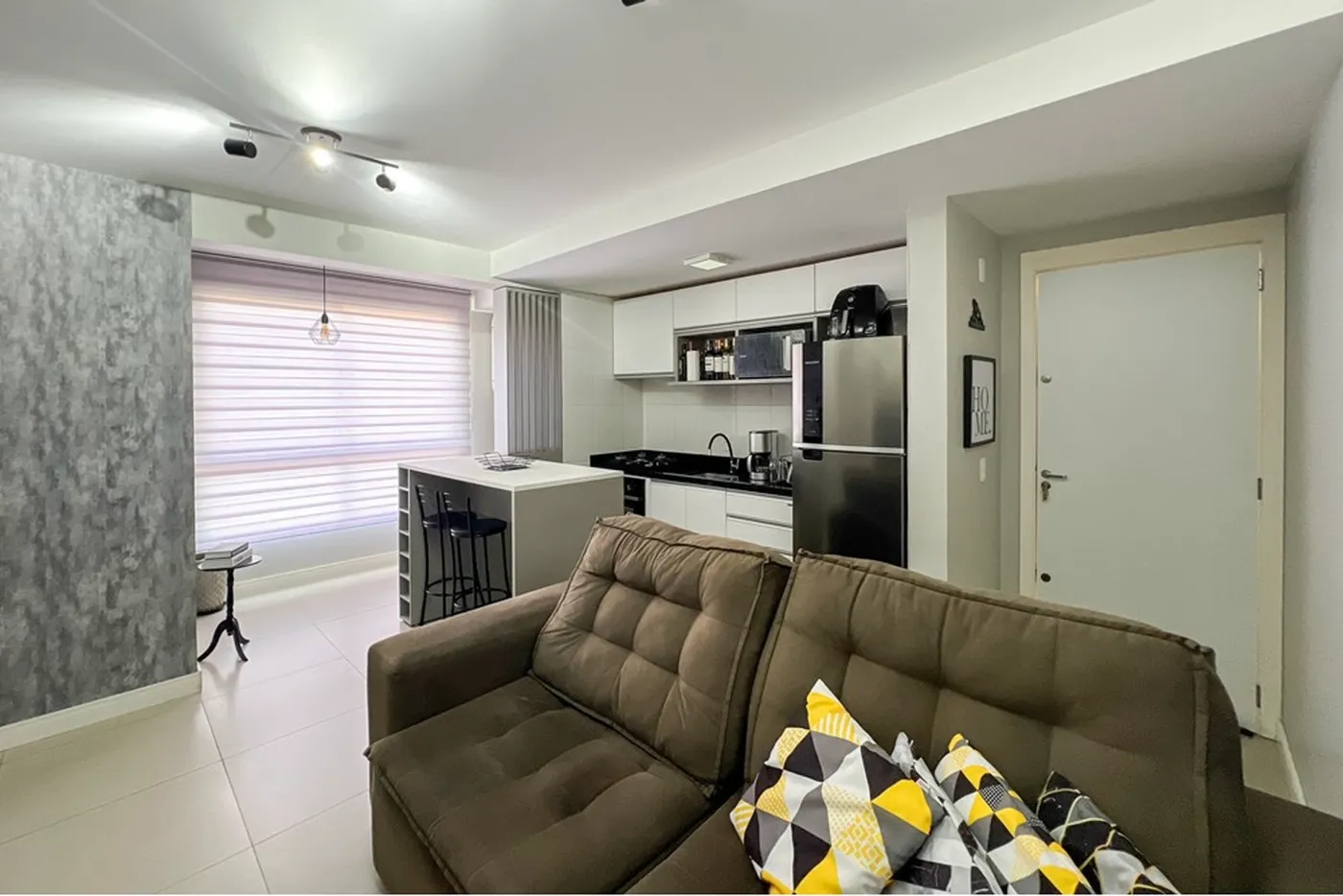 EVAJR 1390 Apto 612651031-43 - REMAX Pillares Exclusividades