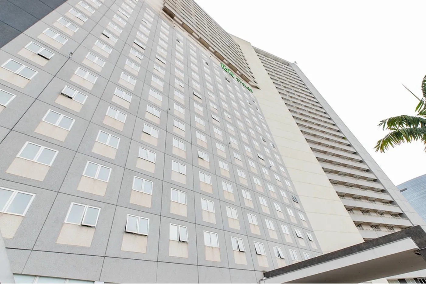 VDBFMDSV 1619 Sala 601241057-15 - REMAX Ville Exclusividades
