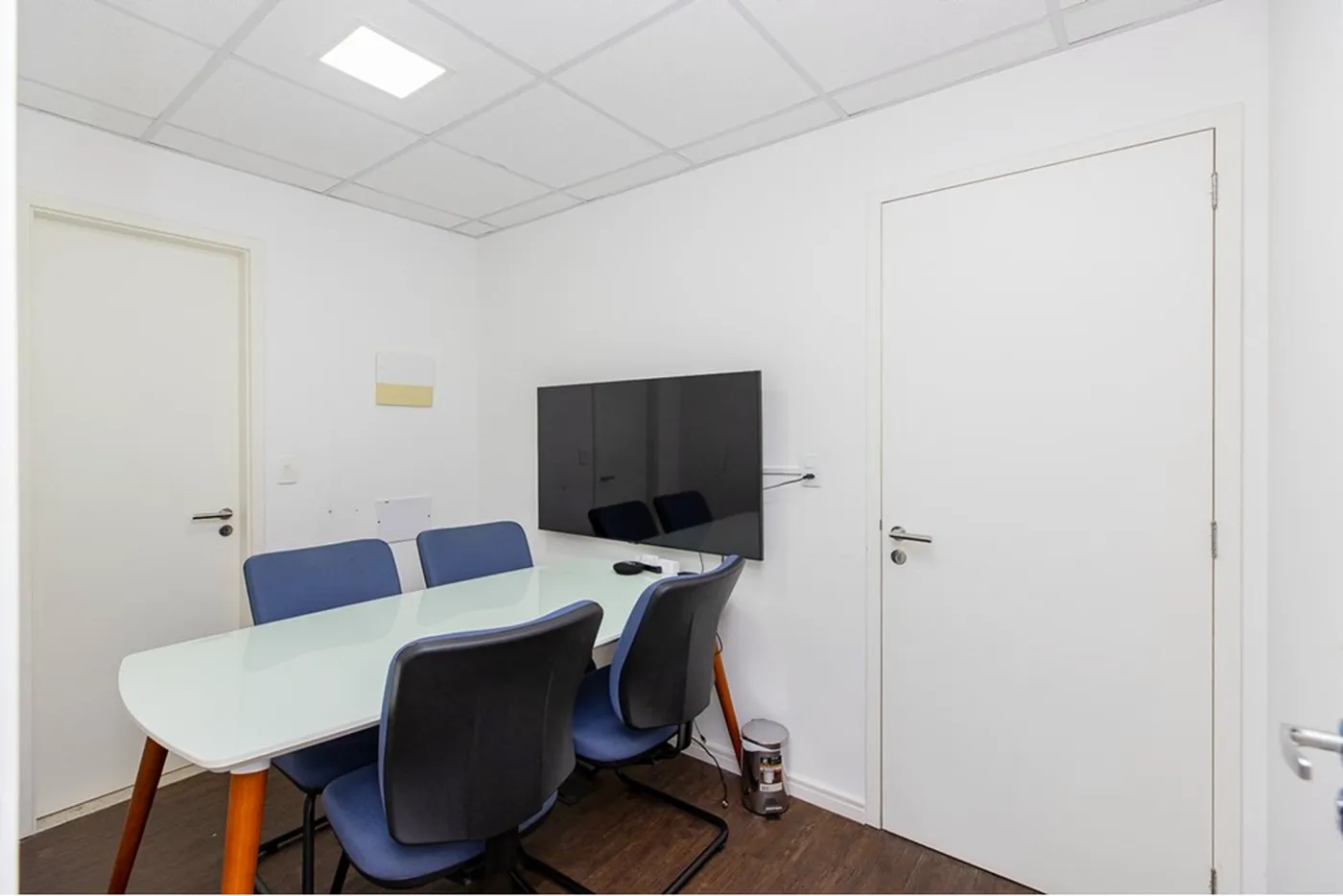 VDBFMDSV 1619 Sala 601241057-14 - REMAX Ville Exclusividades