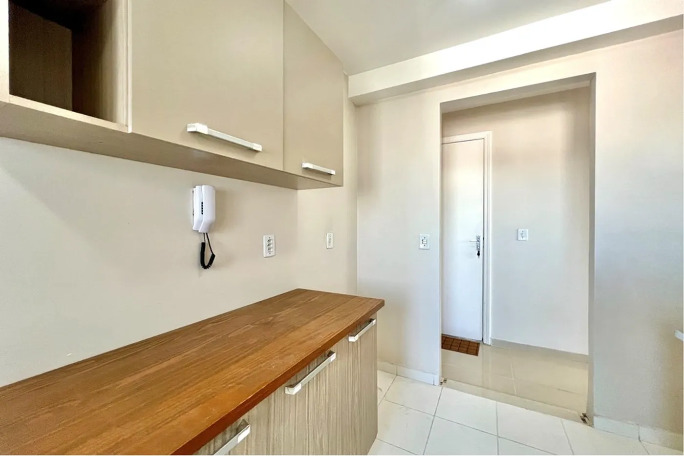 IADJ 50 Apto 610241012-188 - REMAX 520 Exclusividades