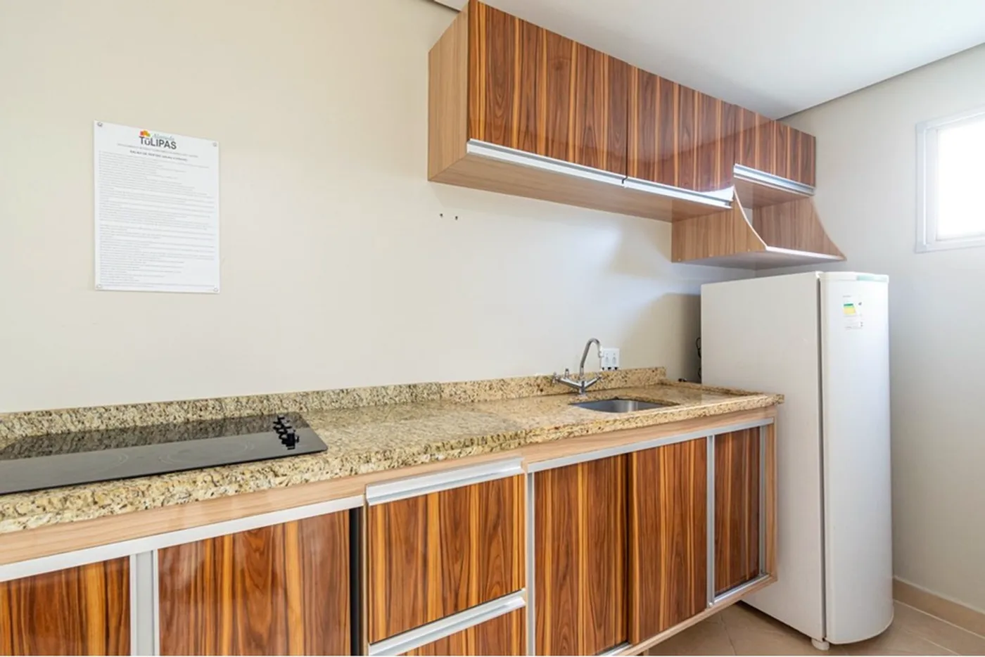 IADJ 50 Apto 610241012-188 - REMAX 520 Exclusividades