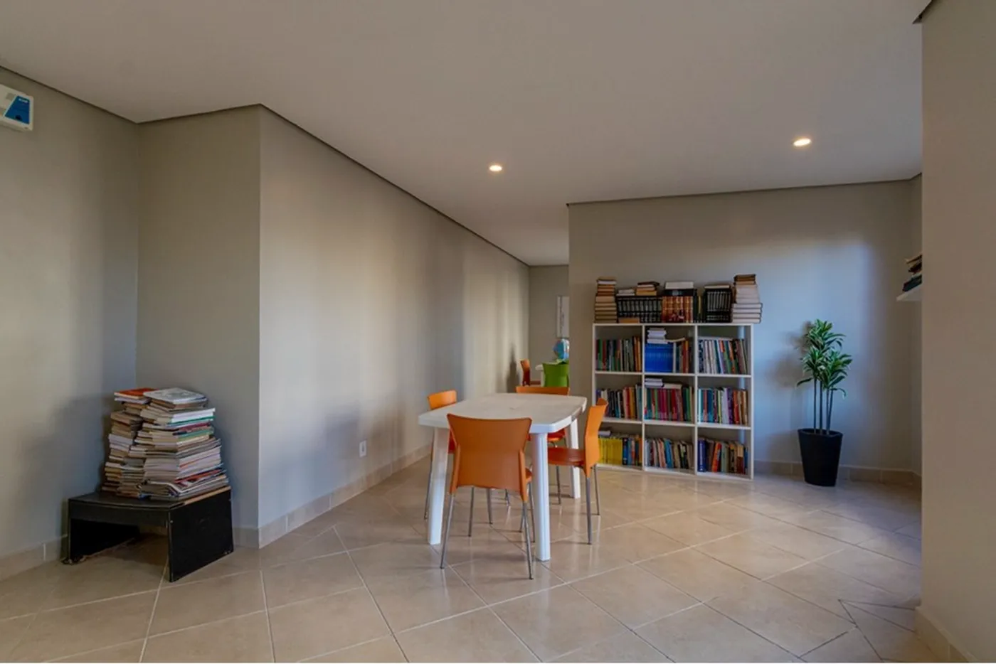 IADJ 50 Apto 610241012-188 - REMAX 520 Exclusividades