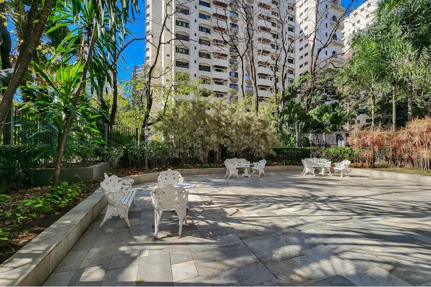MJ 144 Apto 601721050-8 - REMAX Front Exclusividades