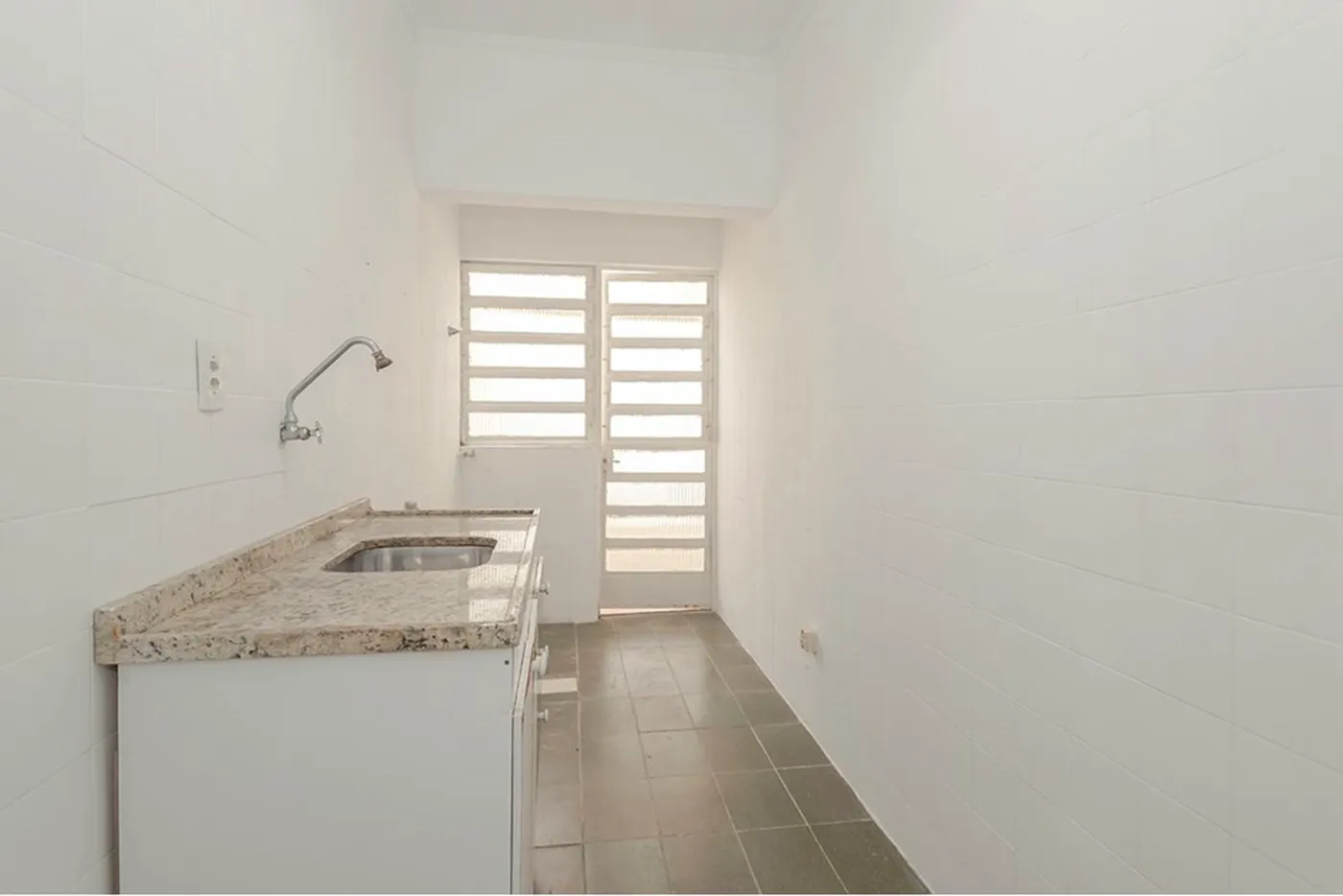 MDBDT 241 Apto 612521075-9 - REMAX Place Exclusividades
