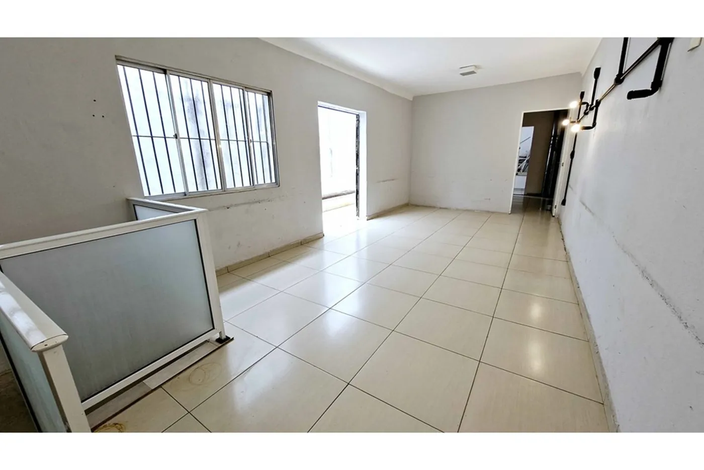 BORCF 162 Prédio 601361043-34 - REMAX Trio Exclusividades