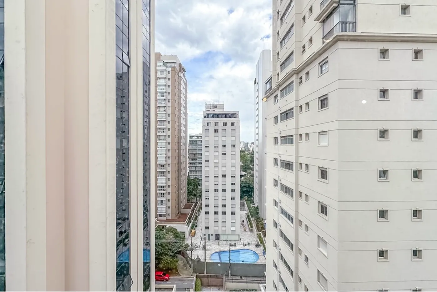 JPG 529 Sala 601371031-64 - REMAX Boutique Exclusividades