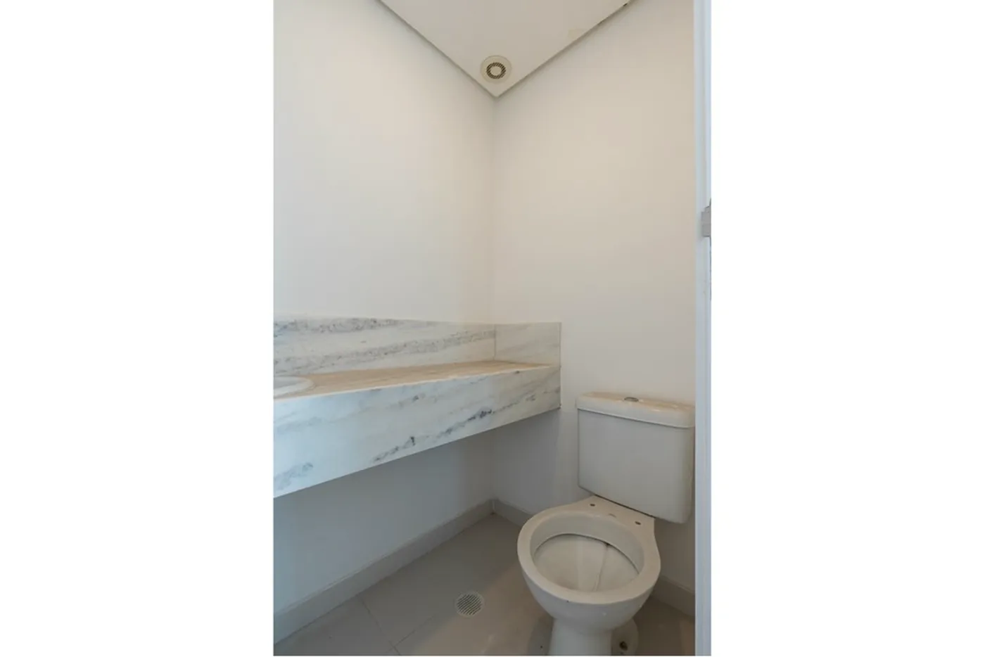 SANDJ 72 Sala 601971032-108 - REMAX Empire Exclusividades