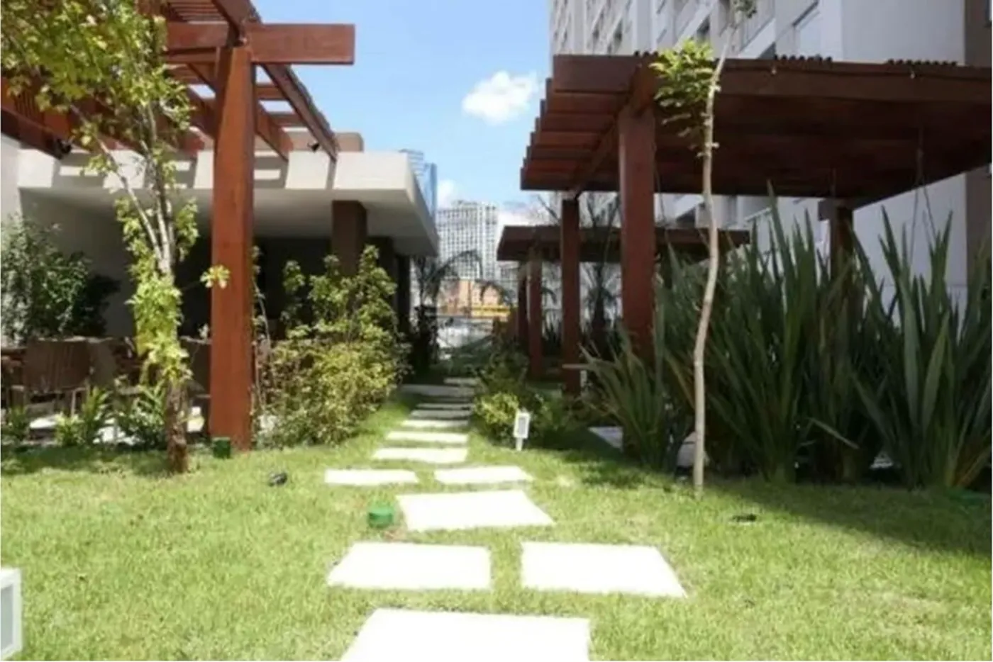 LG 301 Apto 601401007-57 - REMAX Paradisus Exclusividades