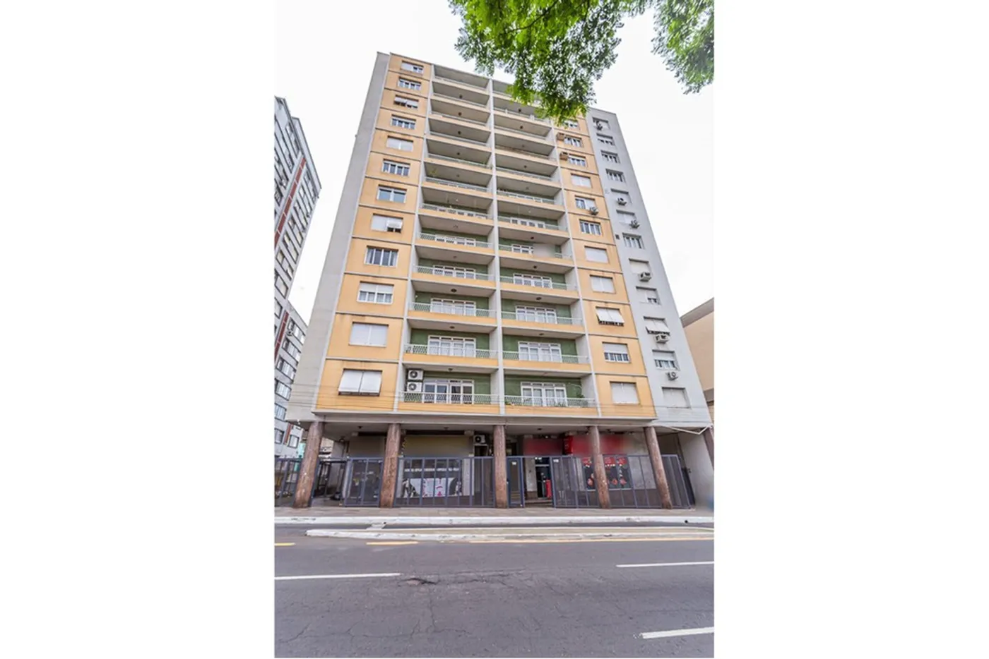 CHI 88 Loja 612521066-10 - REMAX Place Exclusividades