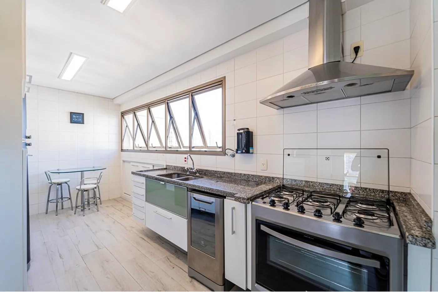 BBDT 801 Apto 601301082-7 - Remax Studio 76 Exclusividades