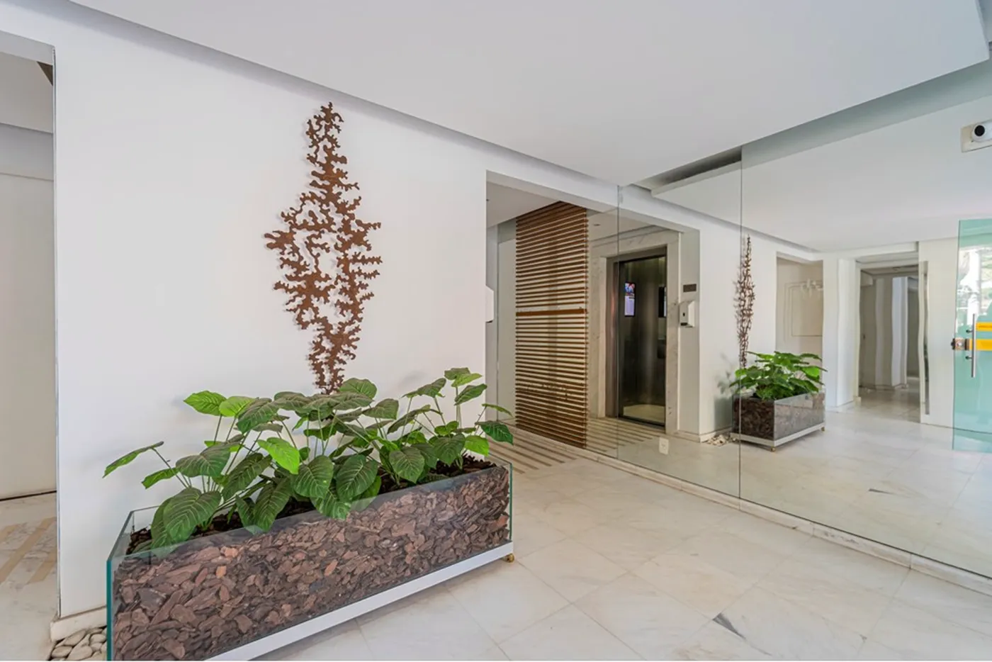 BBDT 801 Apto 601301082-7 - Remax Studio 76 Exclusividades