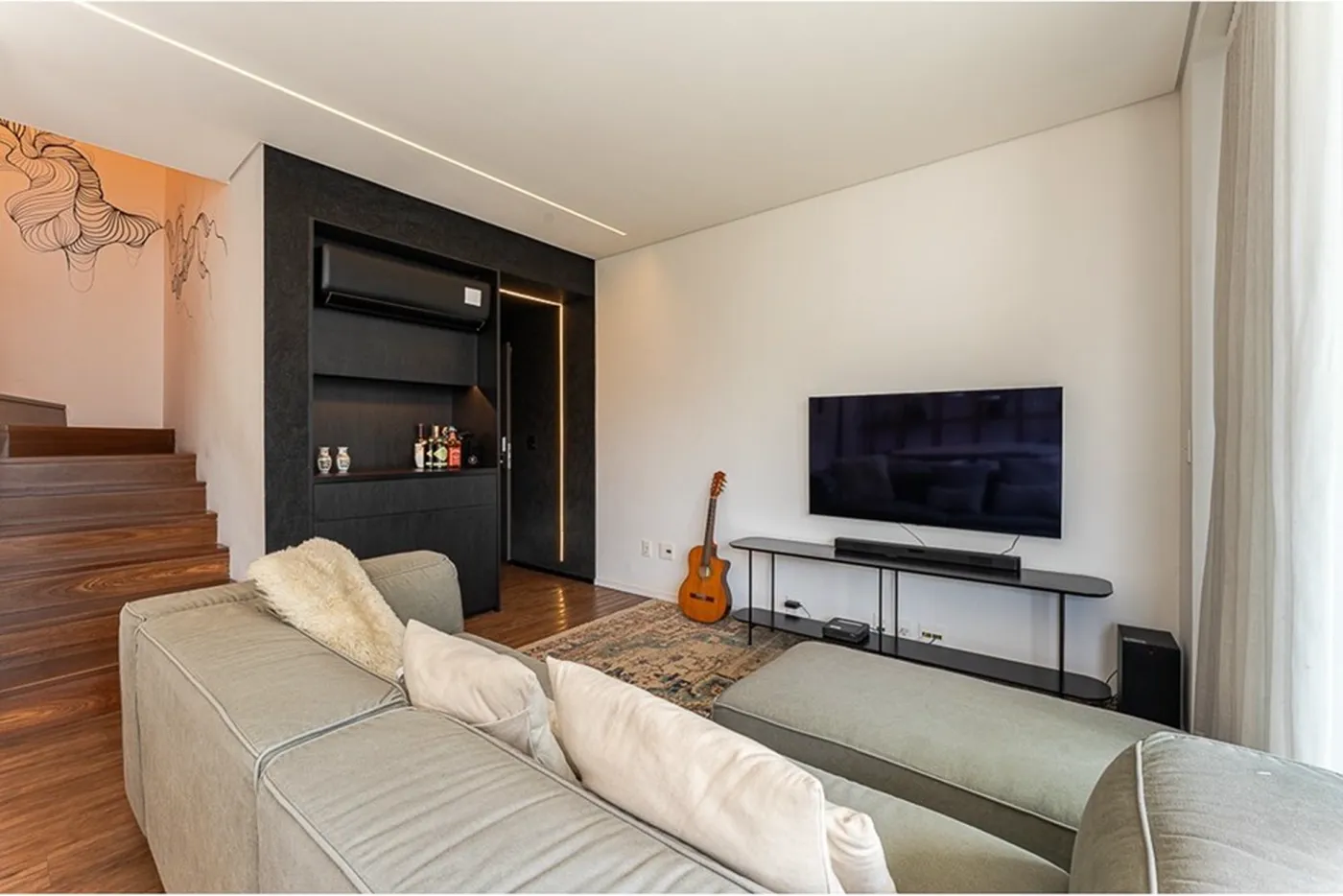 CCÁ 173 Apto 601371031-65 - REMAX Boutique Exclusividades