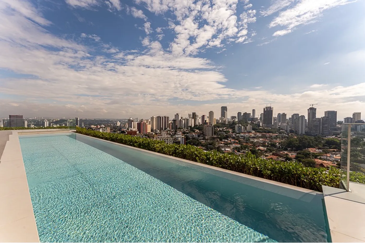 CCÁ 173 Apto 601371031-65 - REMAX Boutique Exclusividades