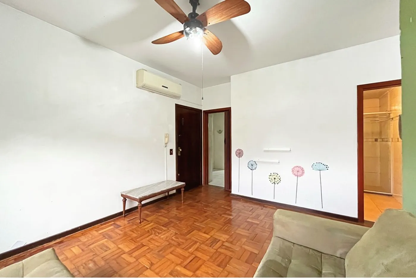 CCM 565 Apto 610191048-33 - REMAX Casa Sul Exclusividades