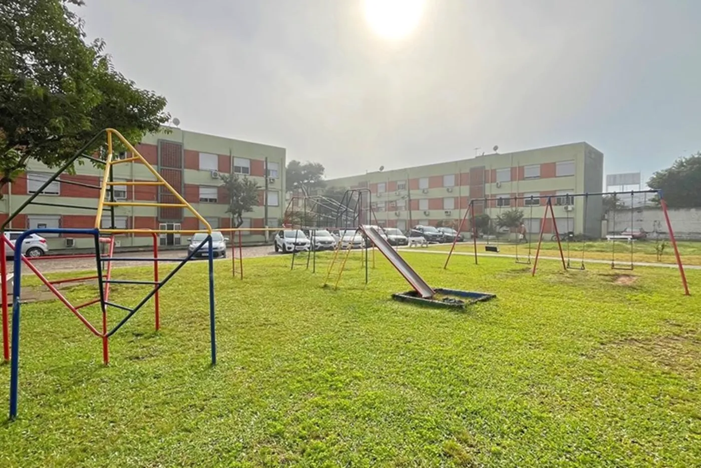 CCM 565 Apto 610191048-33 - REMAX Casa Sul Exclusividades
