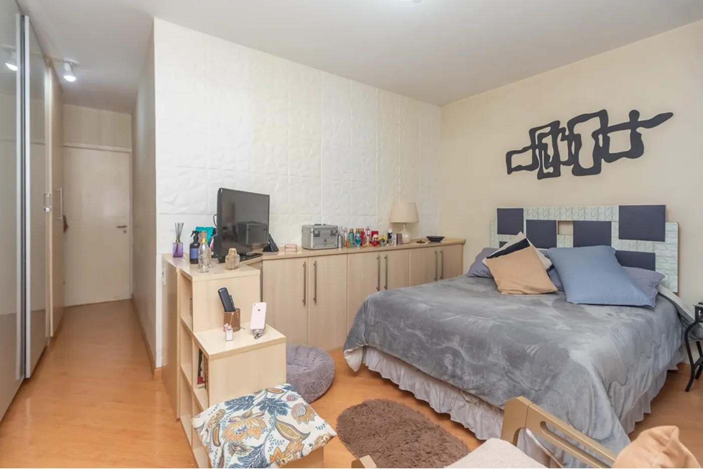 VCEDI 621 Apto 602031024-99 - REMAX Classique Exclusividades