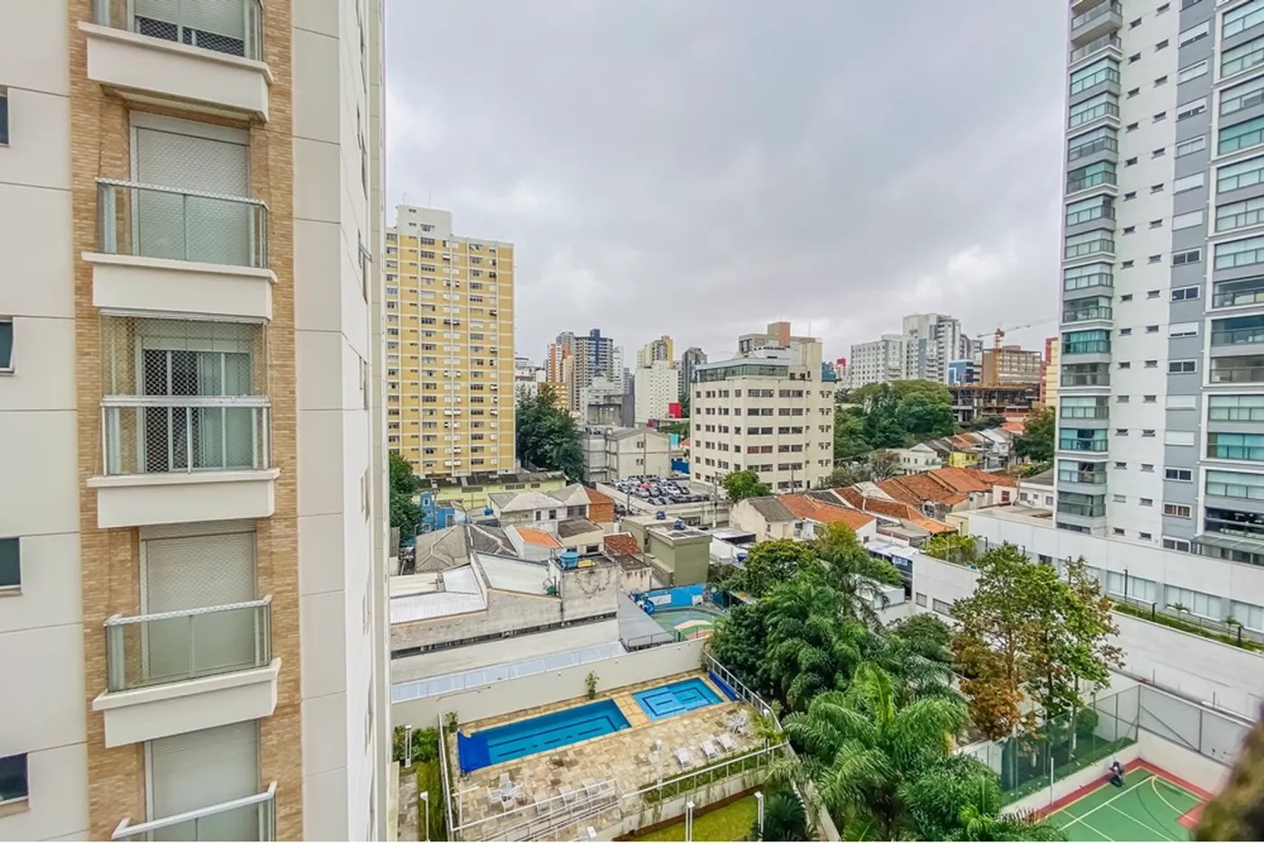 VCEDI 621 Apto 602031024-99 - REMAX Classique Exclusividades