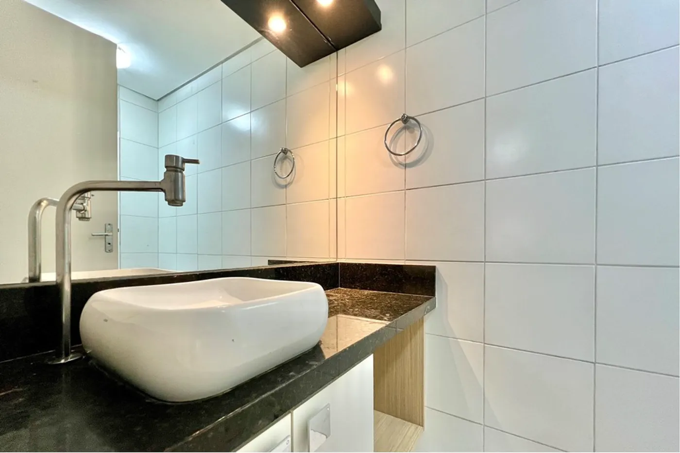 FJC 700 Apto 610241017-84 - REMAX 520 Exclusividades