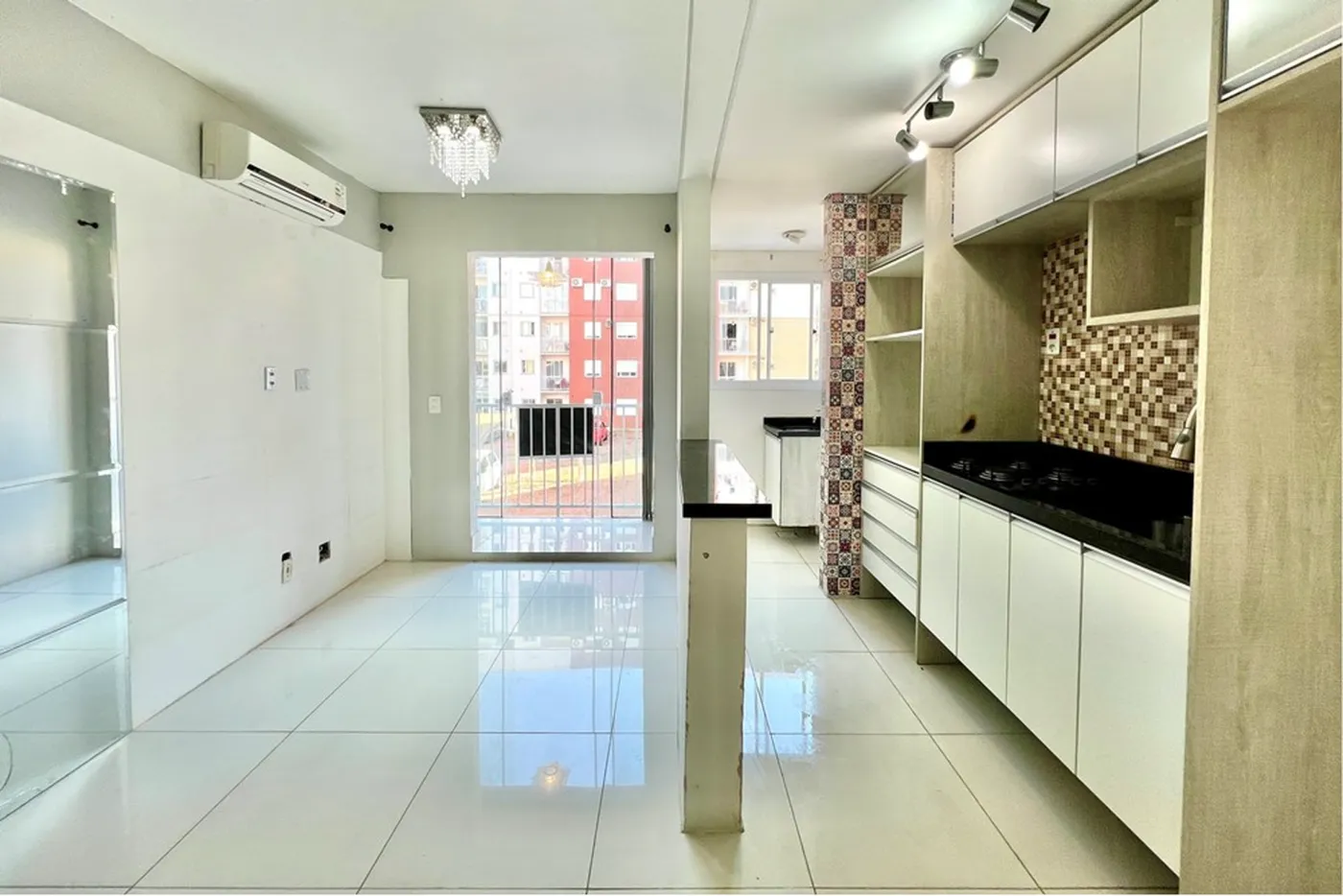 FJC 700 Apto 610241017-84 - REMAX 520 Exclusividades