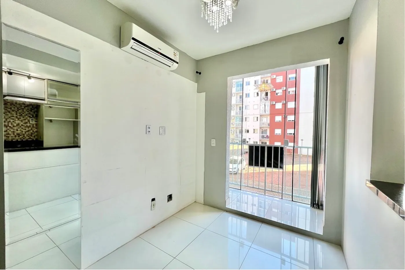 FJC 700 Apto 610241017-84 - REMAX 520 Exclusividades