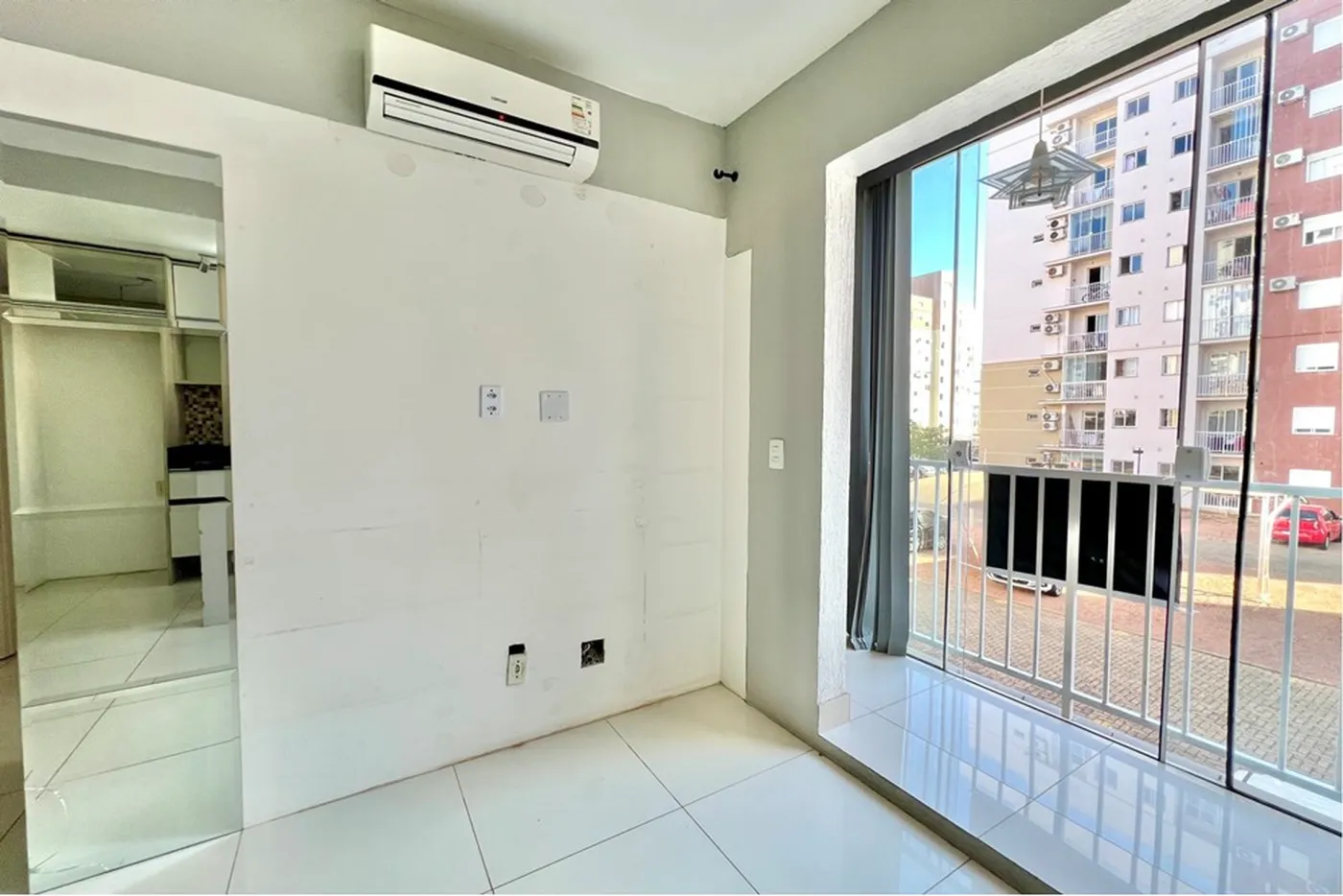FJC 700 Apto 610241017-84 - REMAX 520 Exclusividades