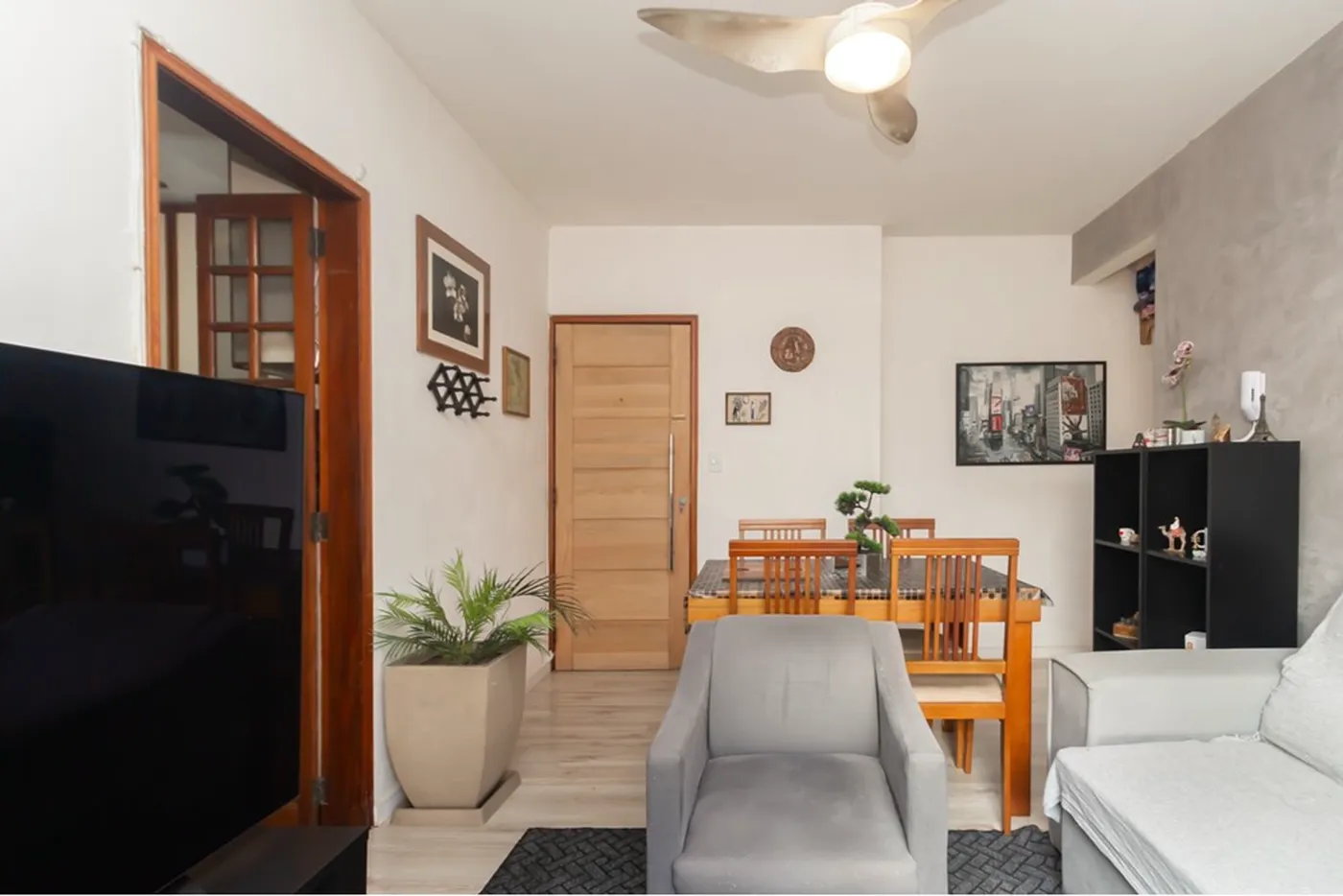 VPT 70 Apto 601811024-27 - REMAX HomeVision Exclusividades