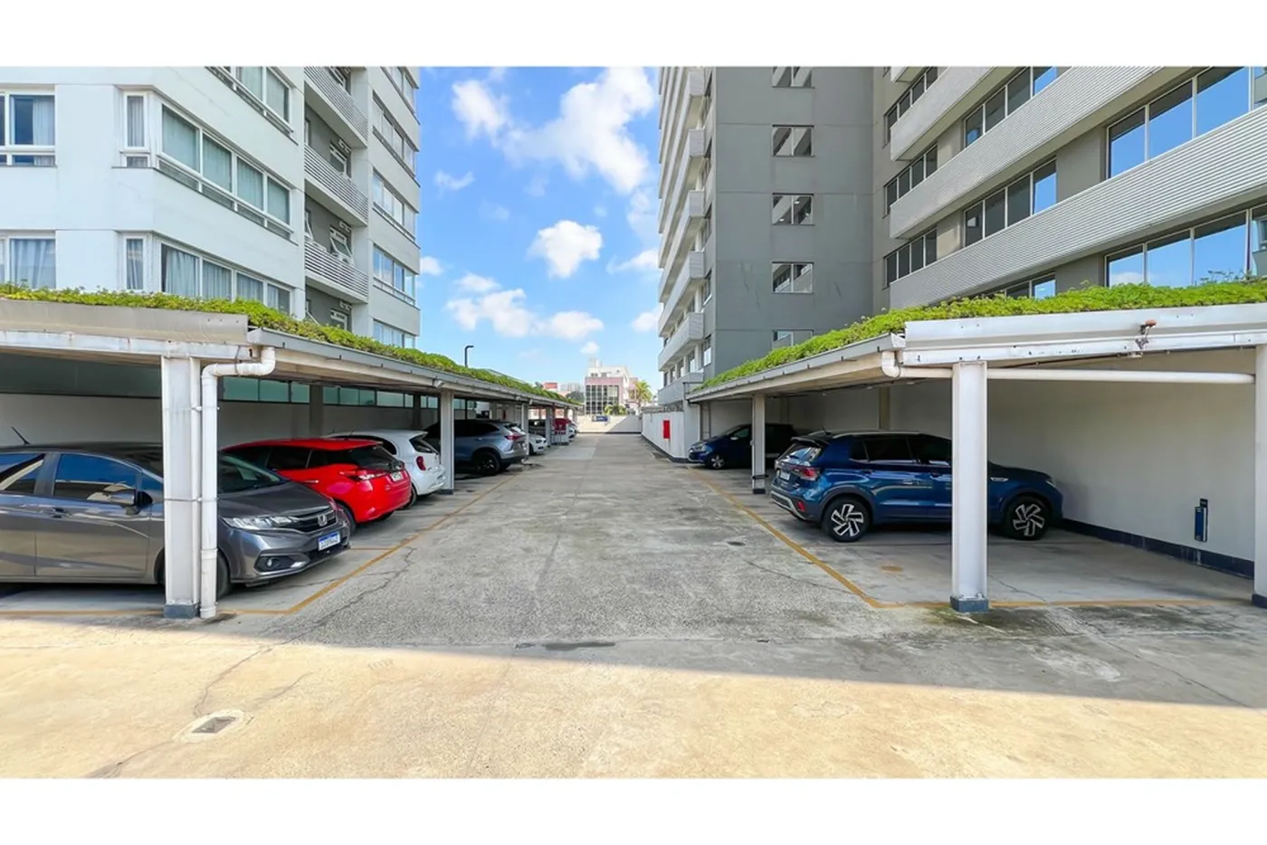 CRAS 146 Apto 610371006-43 - REMAX Rocket Exclusividades