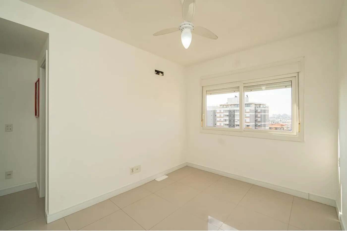 CRAS 146 Apto 610371006-43 - REMAX Rocket Exclusividades