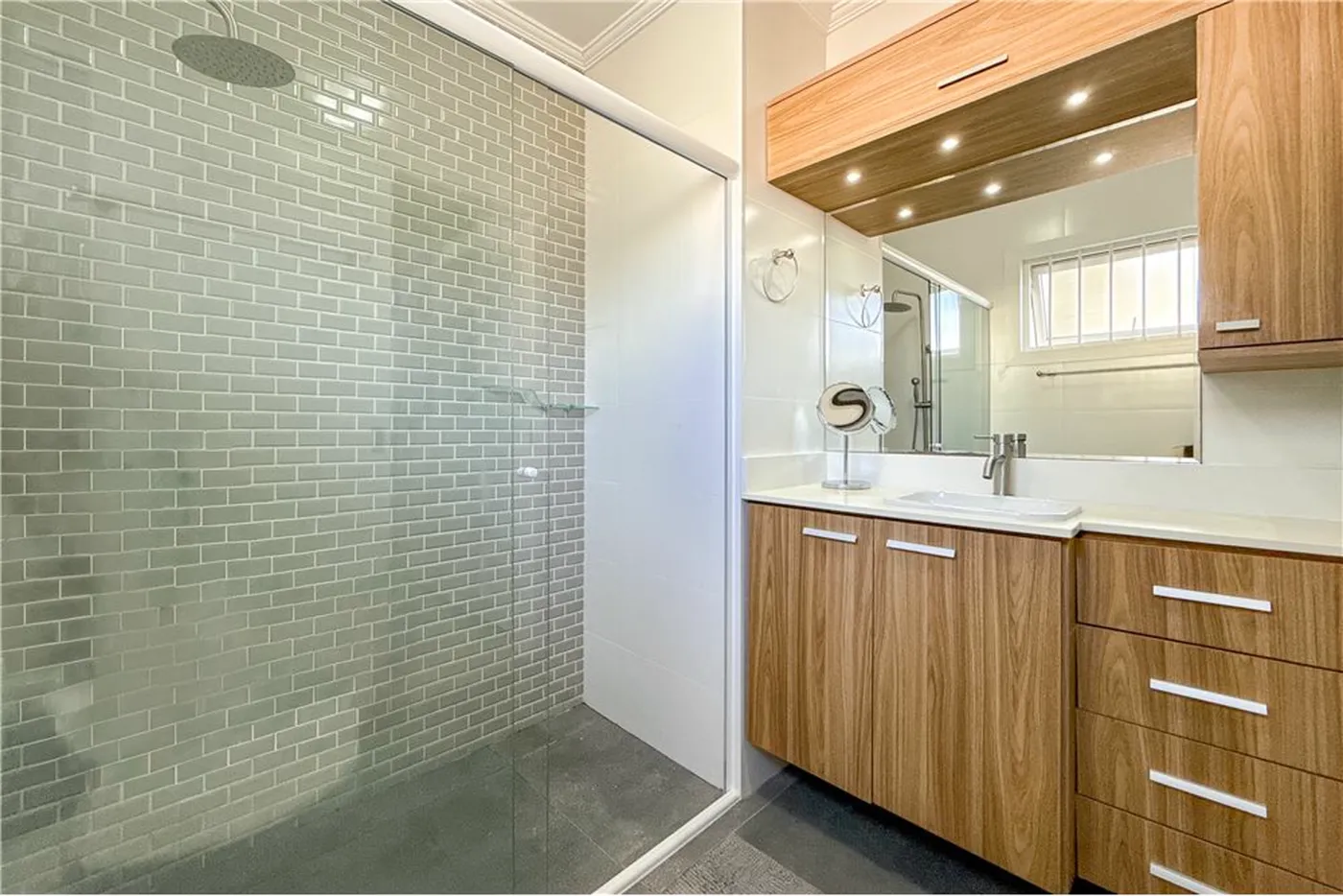 MSCN 239 Casa 612651009-64 - REMAX Pillares Exclusividades