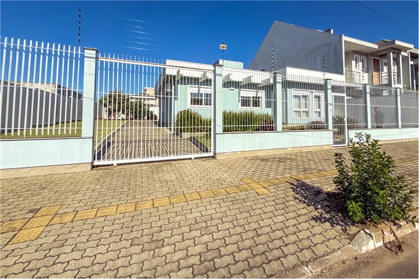 MSCN 239 Casa 612651009-64 - REMAX Pillares Exclusividades
