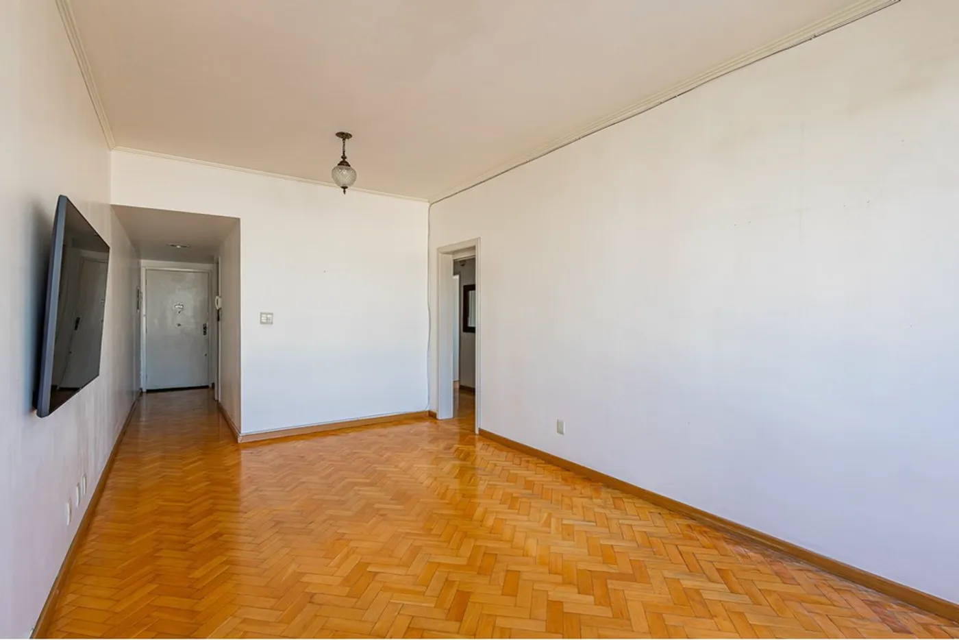 SCPA 865 Apto 610101012-17 - REMAX Tri Exclusividades