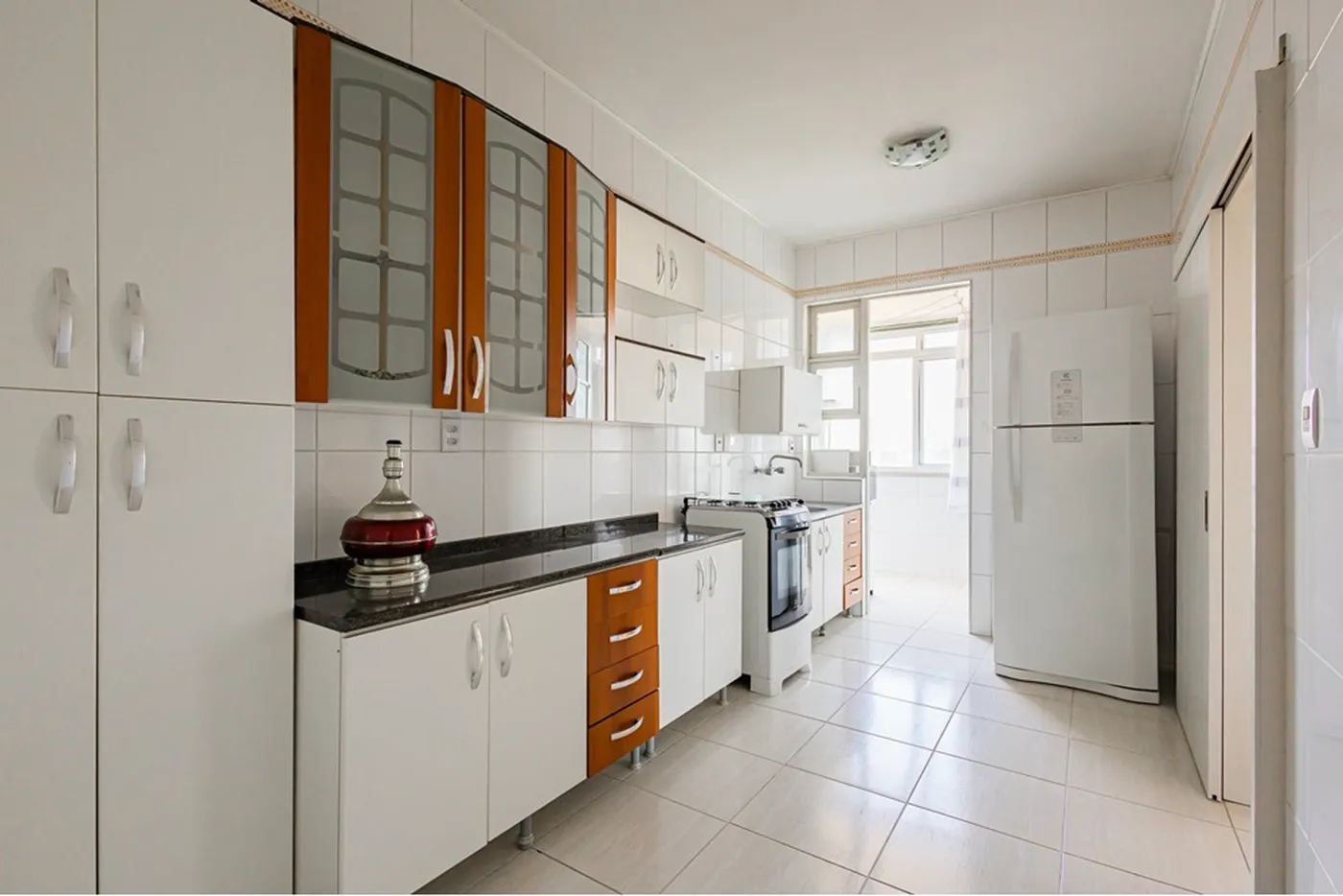 SCPA 865 Apto 610101012-17 - REMAX Tri Exclusividades