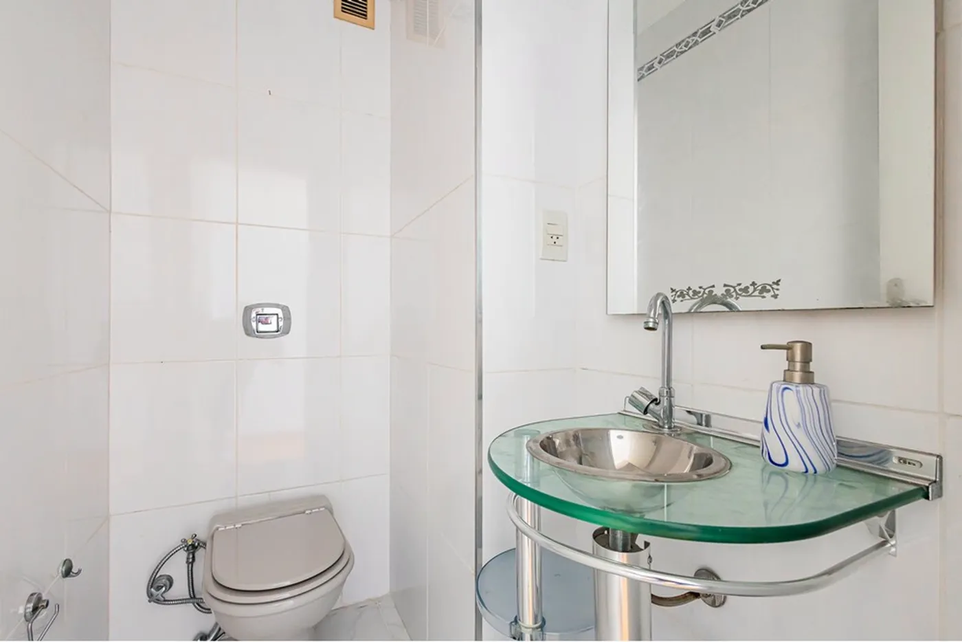 SCPA 865 Apto 610101012-17 - REMAX Tri Exclusividades