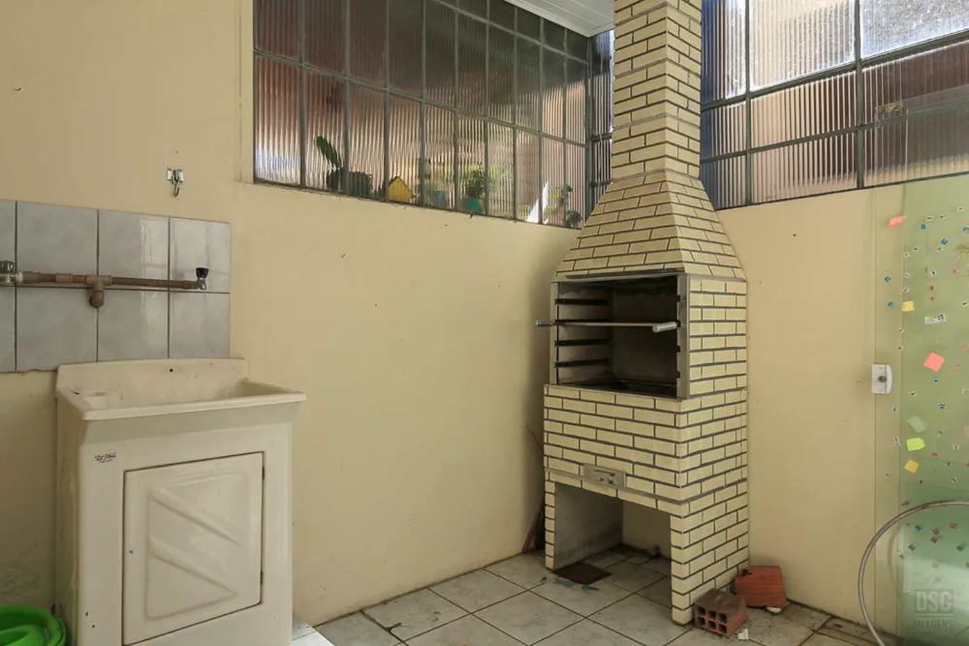 VNMC 100 Casa 610191037-89 - REMAX Casa Sul Exclusividades