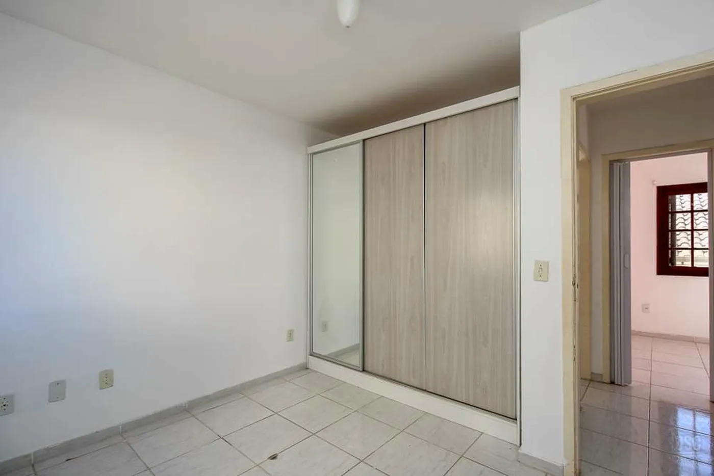 VNMC 100 Casa 610191037-89 - REMAX Casa Sul Exclusividades