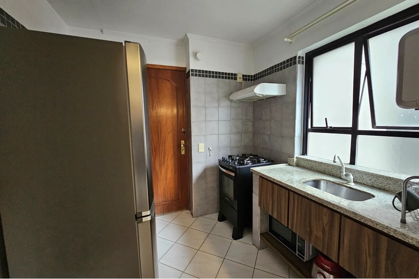 VODCDM 122 Apto 601971076-28 - REMAX Empire Exclusividades