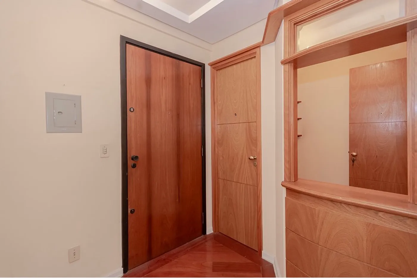 RBVDG 423 Loja 612521076-3 - REMAX Place Exclusividades