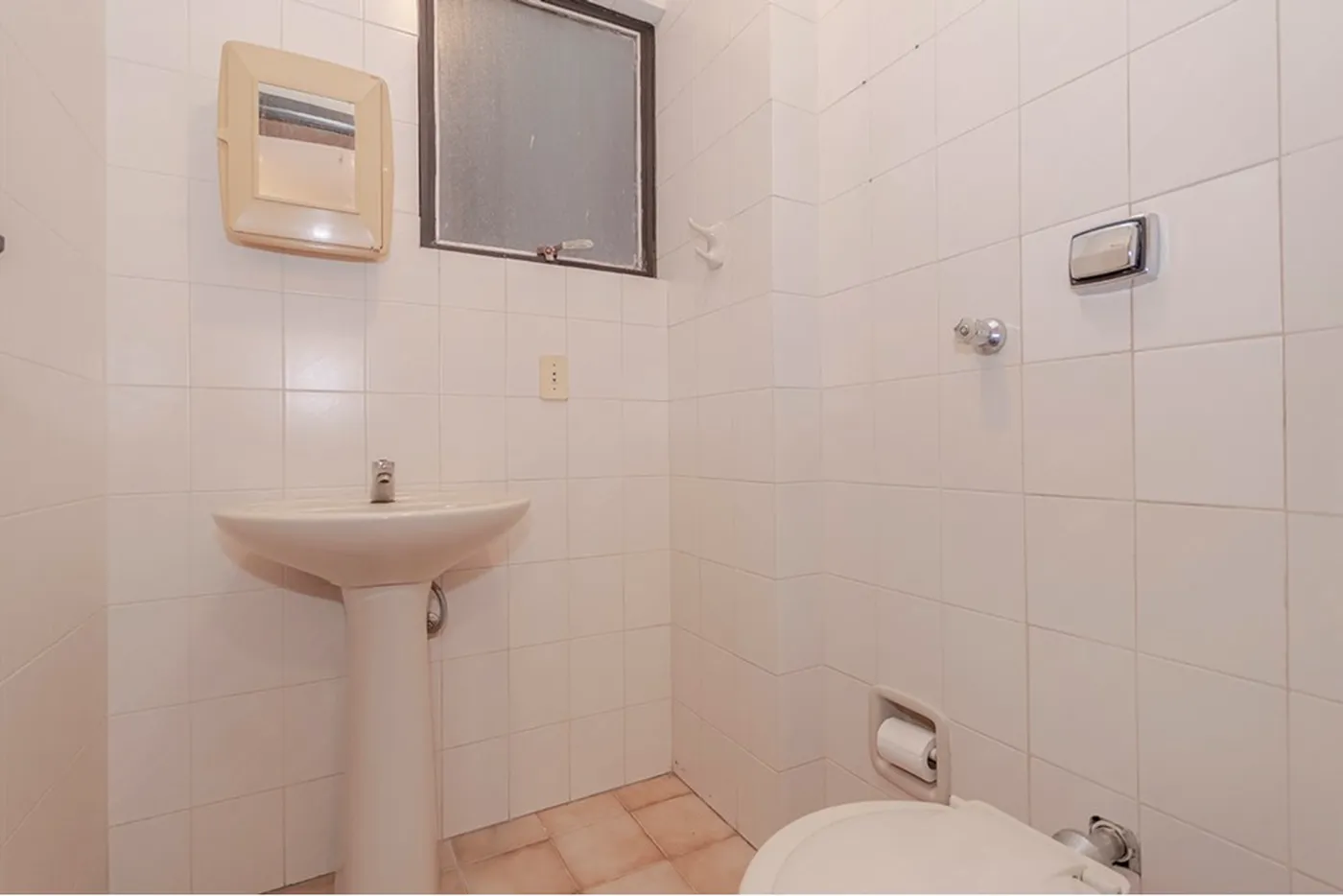 RBVDG 423 Loja 612521076-3 - REMAX Place Exclusividades