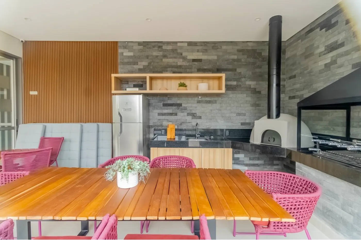 BPDJMDC 85 Apto 601361052-82 - REMAX Trio Exclusividades