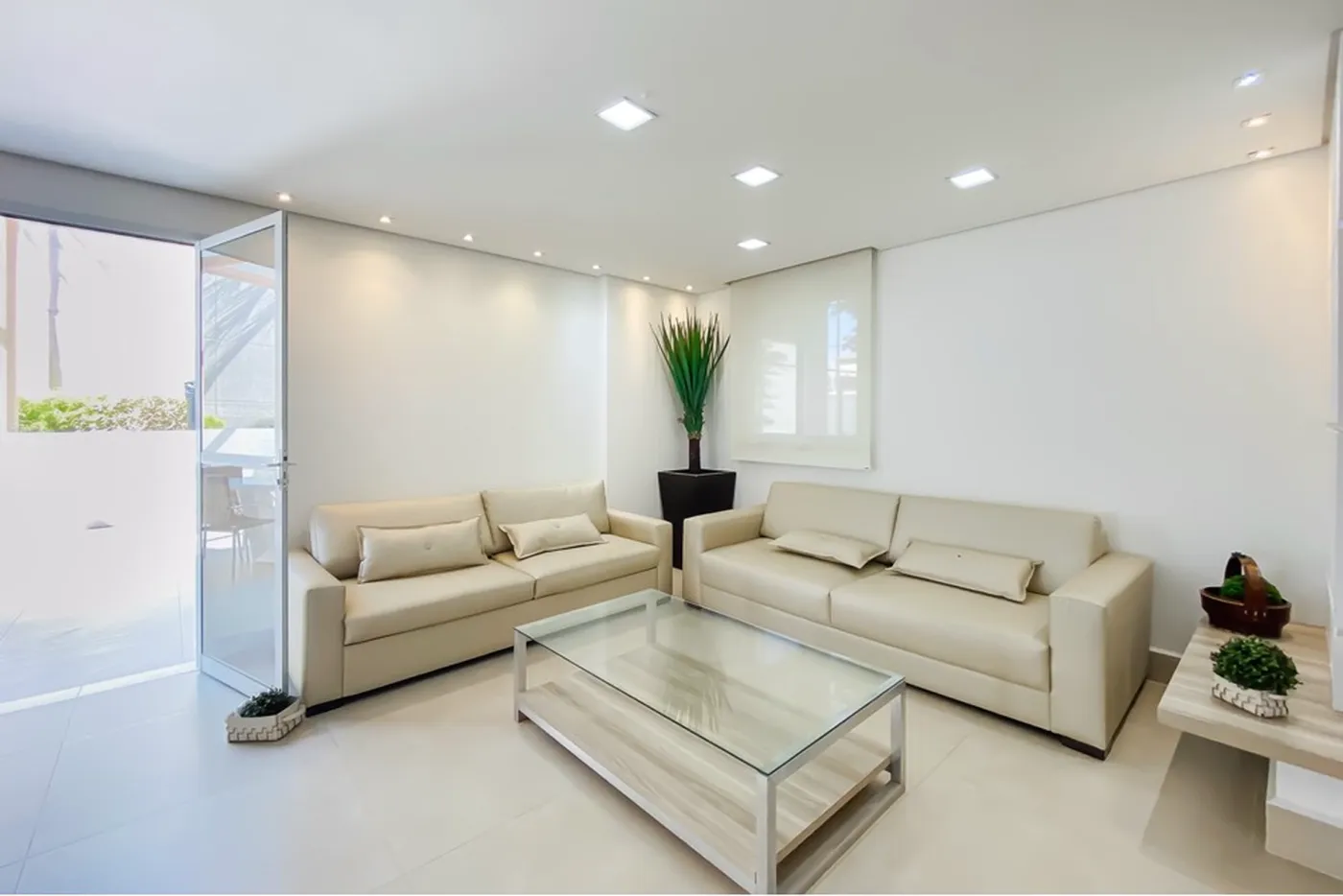 VCA 116 Apto 601811017-14 - REMAX HomeVision Exclusividades