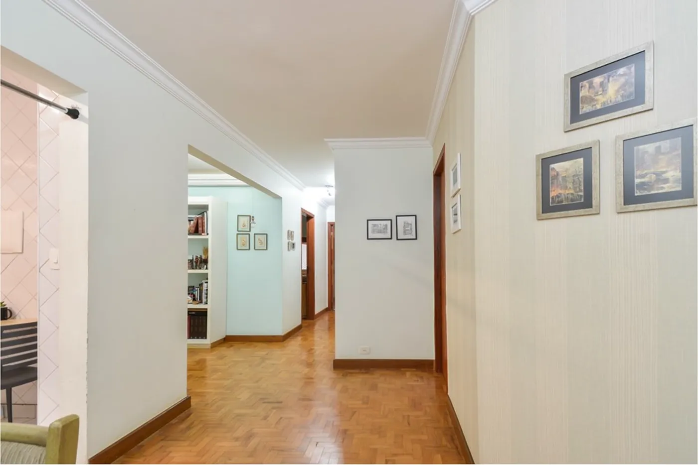 CCS 927 Apto 601241003-176 - REMAX Ville Exclusividades