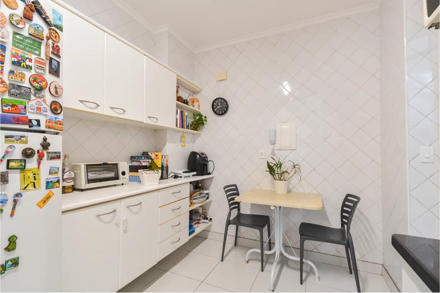 CCS 927 Apto 601241003-176 - REMAX Ville Exclusividades