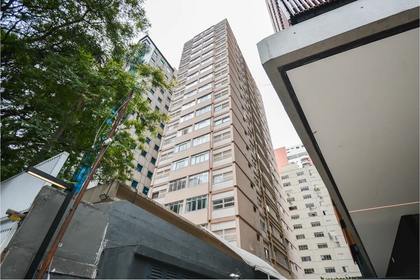 CCS 927 Apto 601241003-176 - REMAX Ville Exclusividades