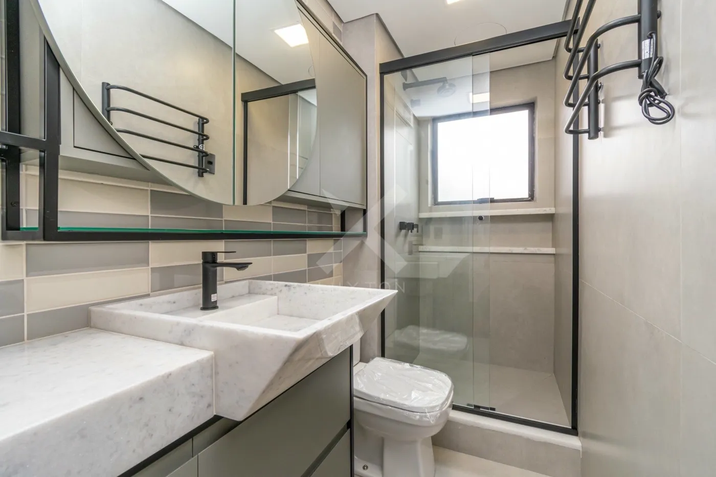 MSTFP 179 Apto 35150 - Luxton Imóveis Exclusividades