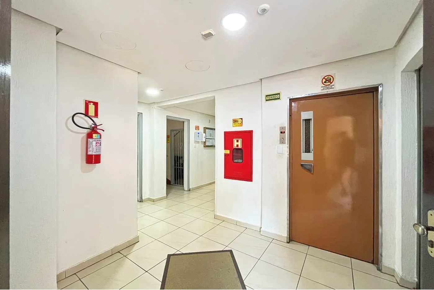 CCP 161 Apto 610191037-88 - REMAX Casa Sul Exclusividades