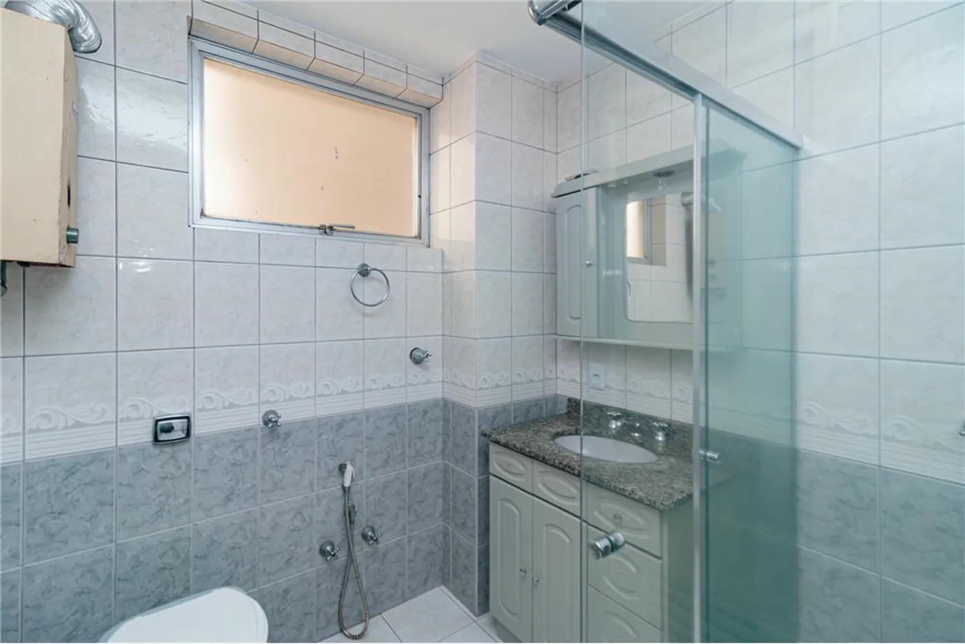 CHDDC 833 Apto 610221018-121 - REMAX Donno Exclusividades