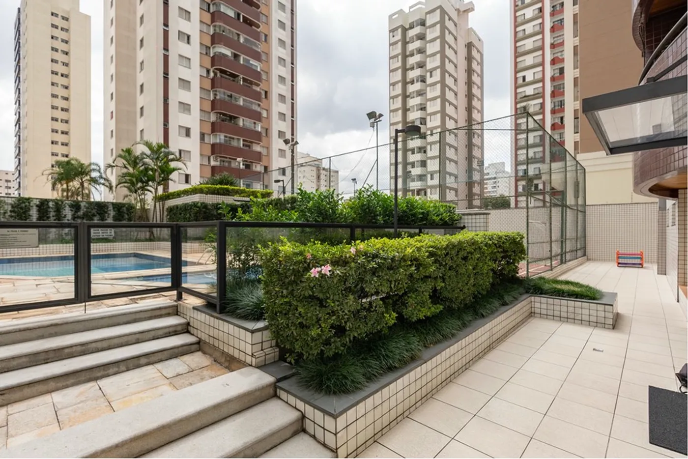 VGDCB 120 Apto 601971051-46 - REMAX Empire Exclusividades