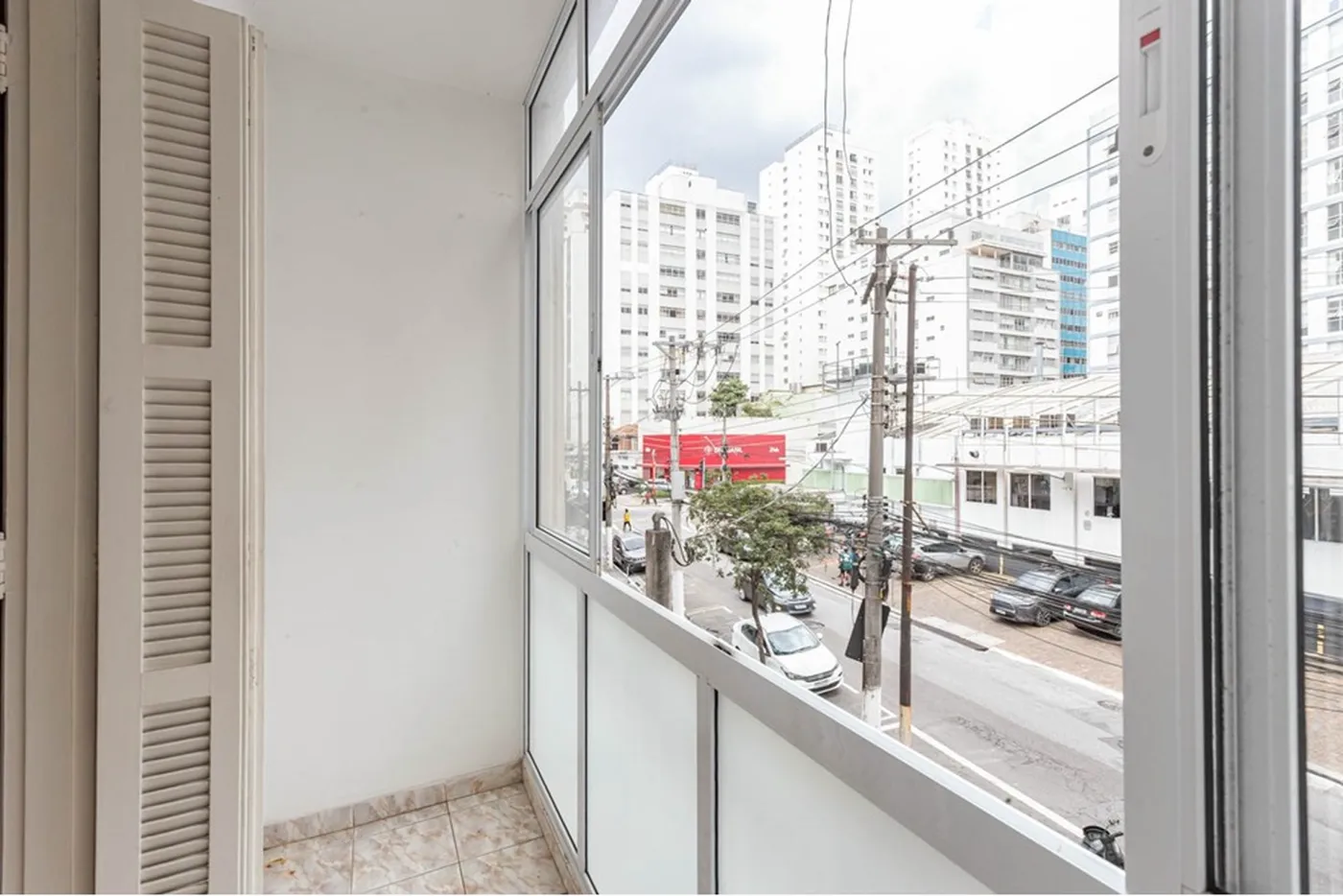 HBDI 564 Apto 601401020-55 - REMAX Paradisus Exclusividades